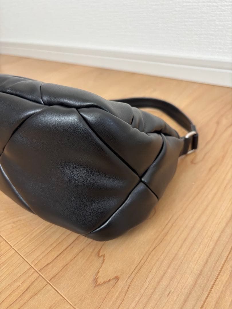 ネコ様✨YAHKI キルティング ワンショルダー バック ハンドバッグ