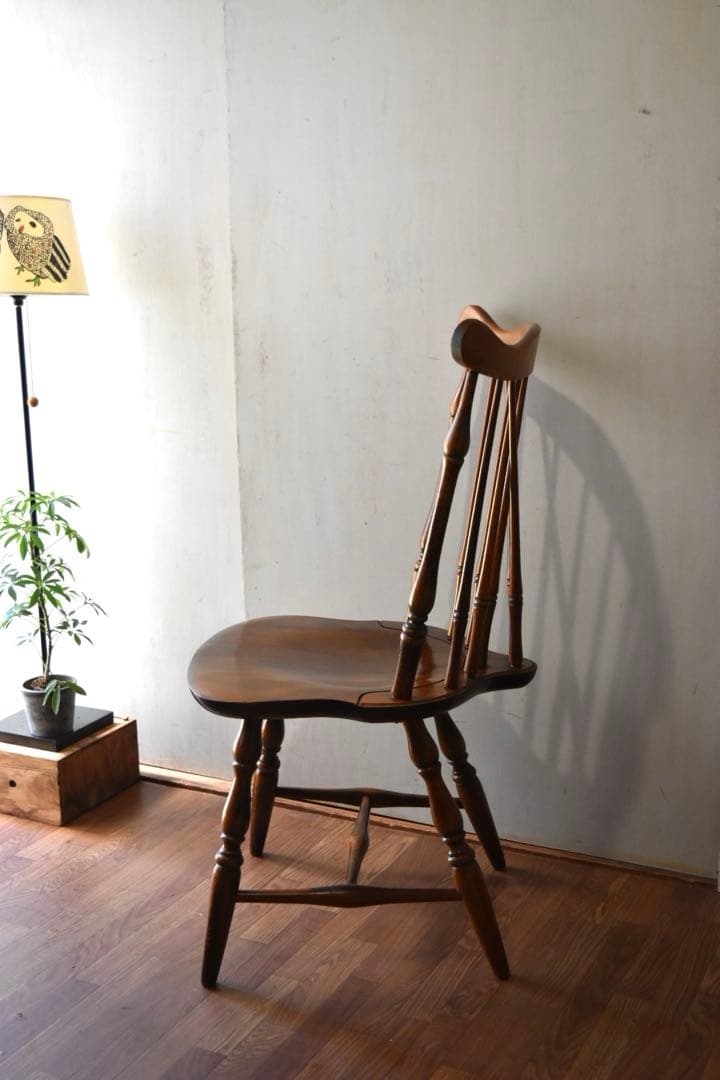 キツツキ ブレースバックチェア