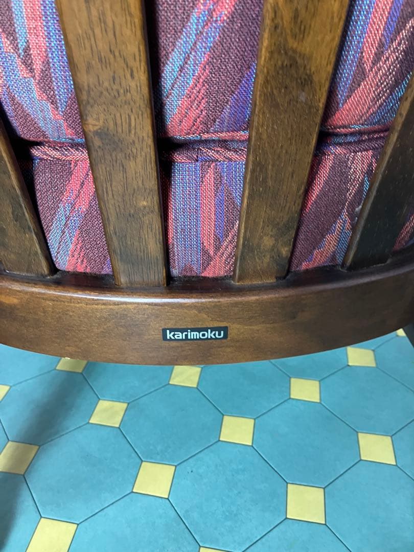 はっぴいのママ　カリモク　ダイニングチェア　コロニアルチェア　②