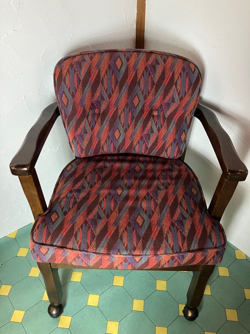 はっぴいのママ　カリモク　ダイニングチェア　コロニアルチェア　②