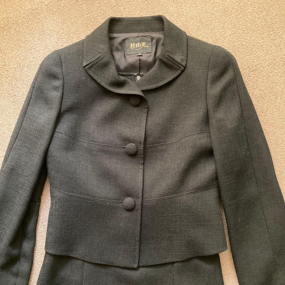 桂由美　ブラックフォーマルセットアップ