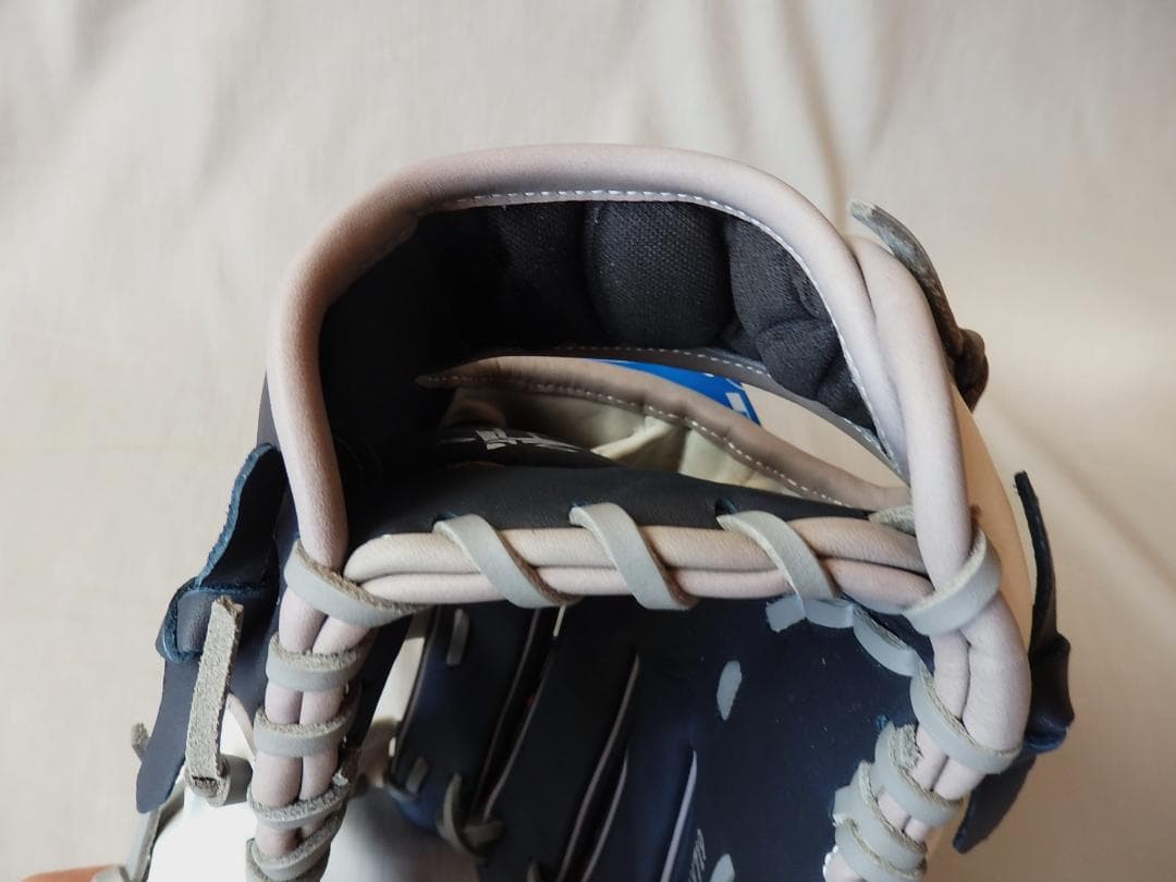 新品◆Rawlings NYヤンキース 外野手用/野球/グラブ◆左