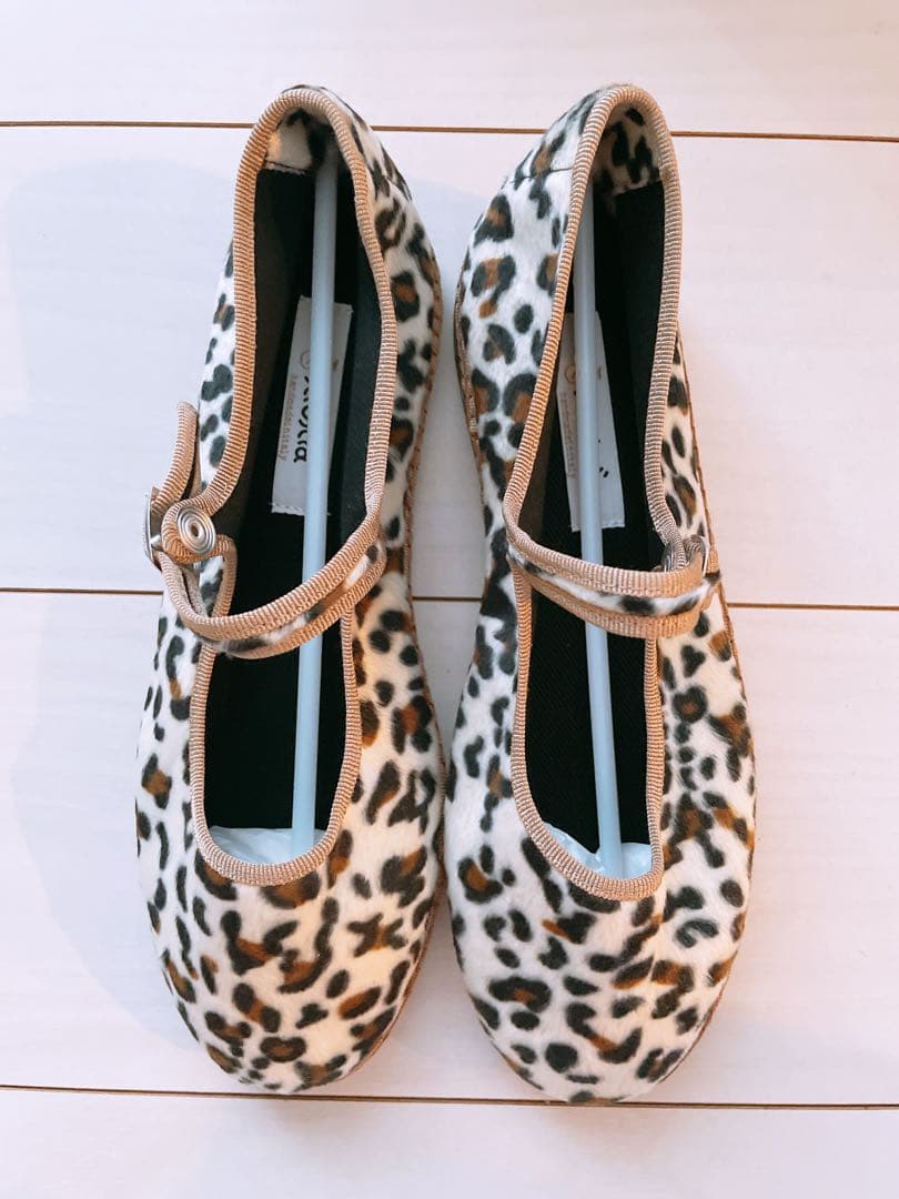 シューシャ ホワイトレオパード柄 メリージェーン 38 Sciuscia