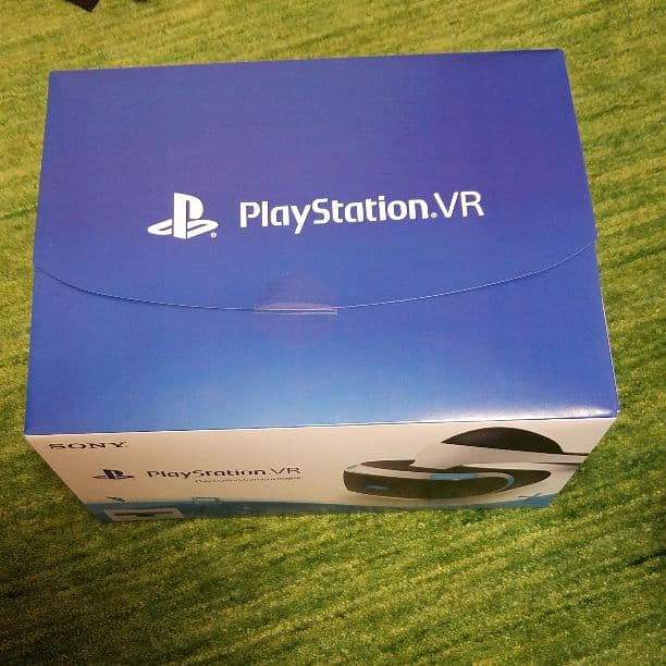 PlayStation　VR（カメラ同封版）新品