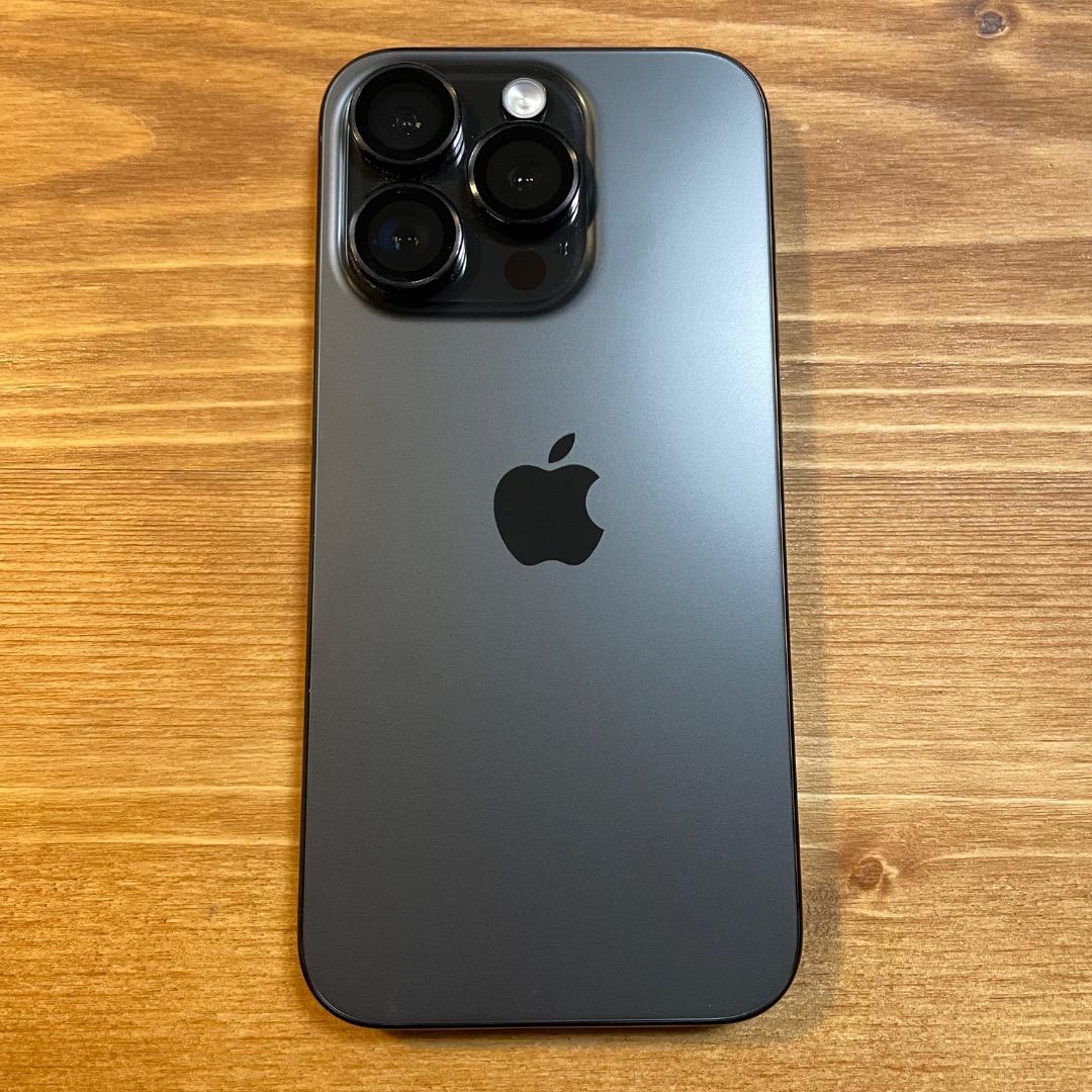 iPhone 15Pro ブラックチタニウム 128GB