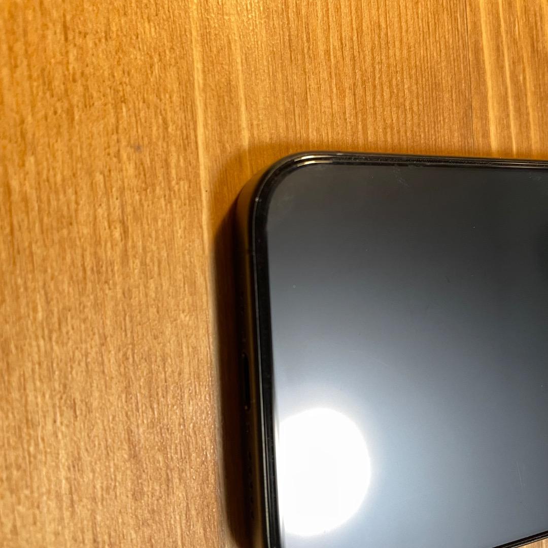 iPhone 15Pro ブラックチタニウム 128GB