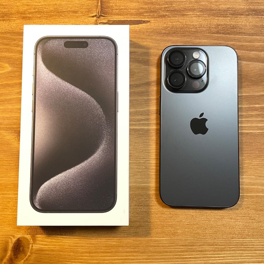 iPhone 15Pro ブラックチタニウム 128GB