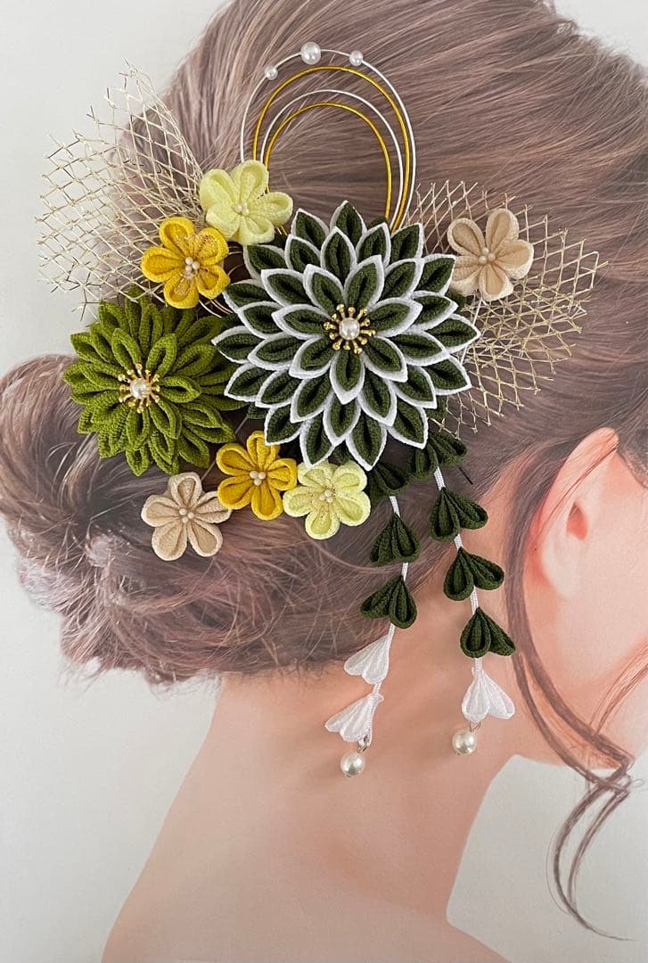 つまみ細工　髪飾り　✴︎結花✴︎モスグリーン成人式卒業式七五三　No.443