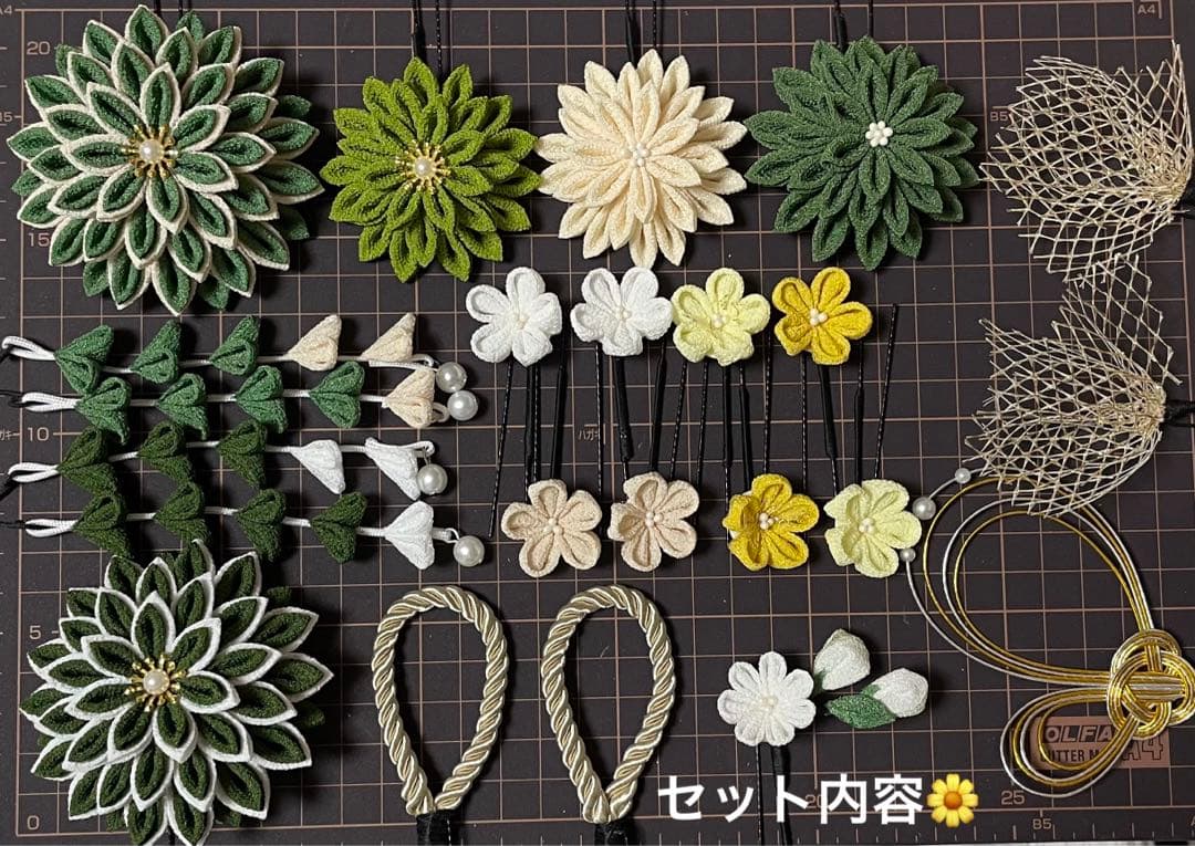 つまみ細工　髪飾り　✴︎結花✴︎モスグリーン成人式卒業式七五三　No.443