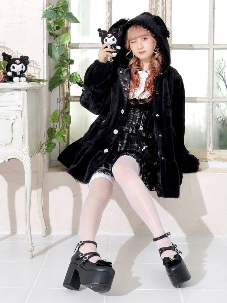 Sanrio　クロミ レースアップファーブルゾン　アウター　地雷系　秋冬　黒