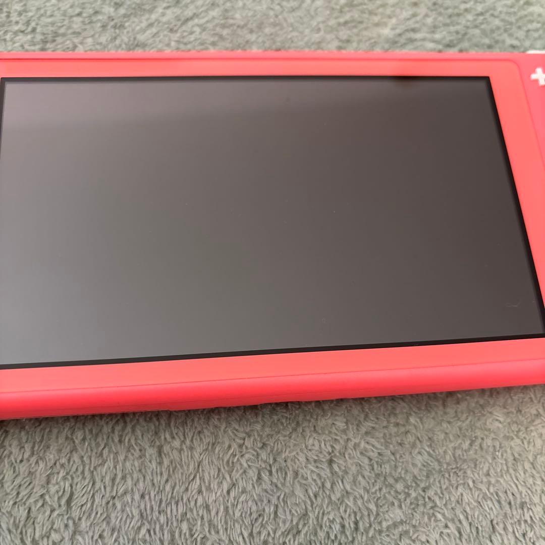 Switchライト　ピンク　ケース付き