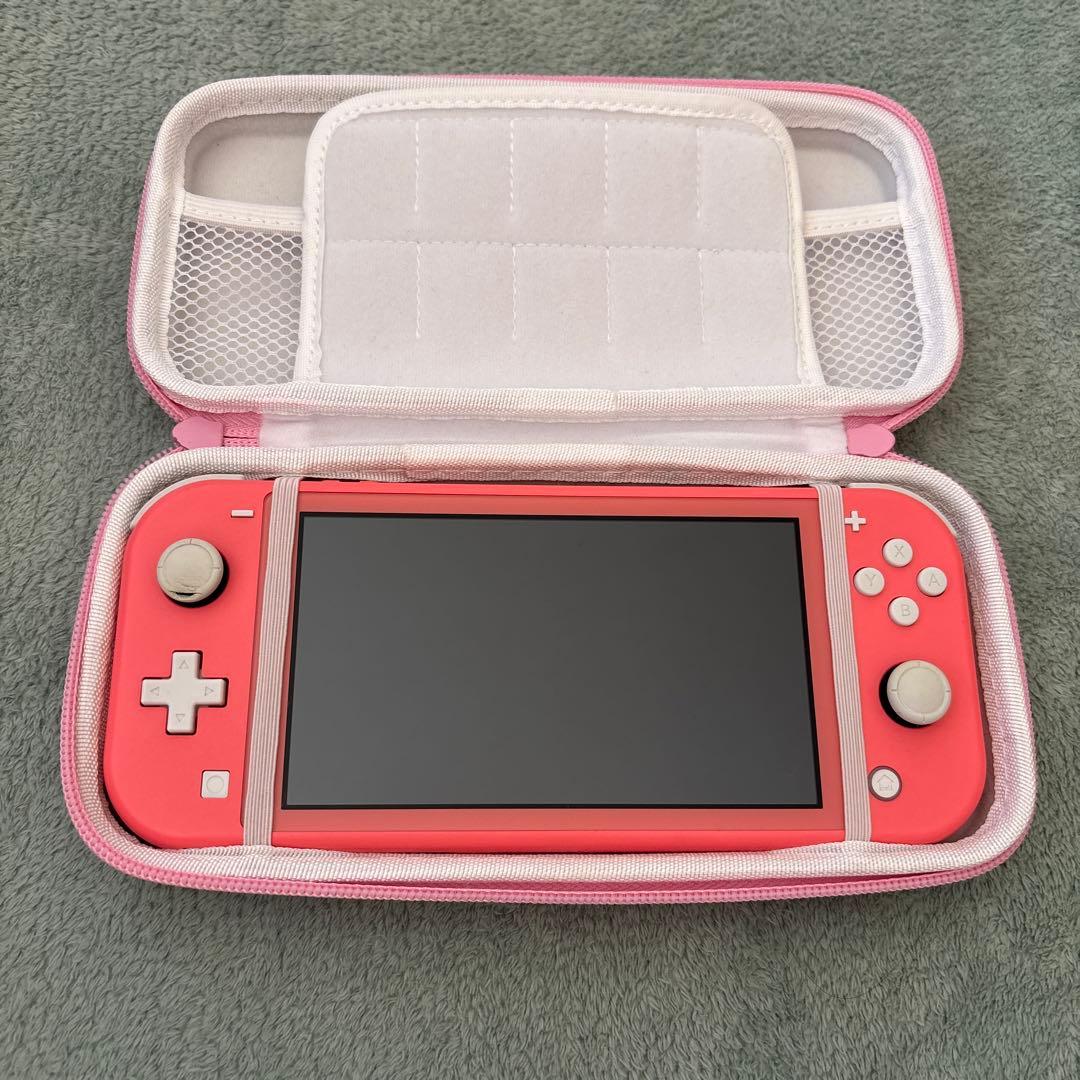 Switchライト　ピンク　ケース付き