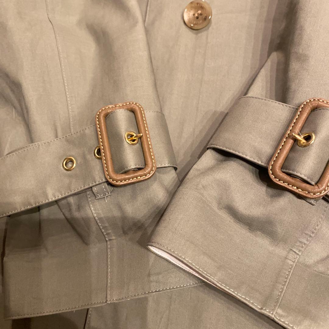 トラディショナルウェザーウェア フード付き トレンチコート（カーキ色）