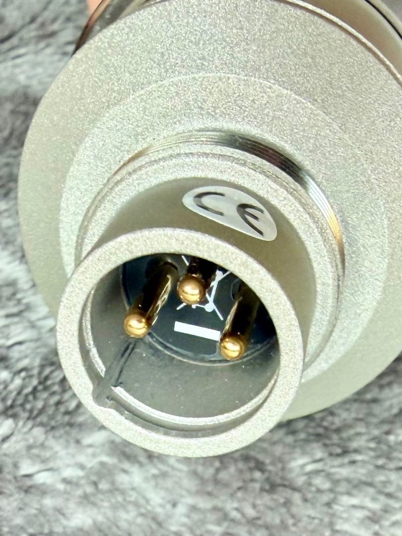 Neumann TLM 102 コンデンサーマイク（ニッケル）