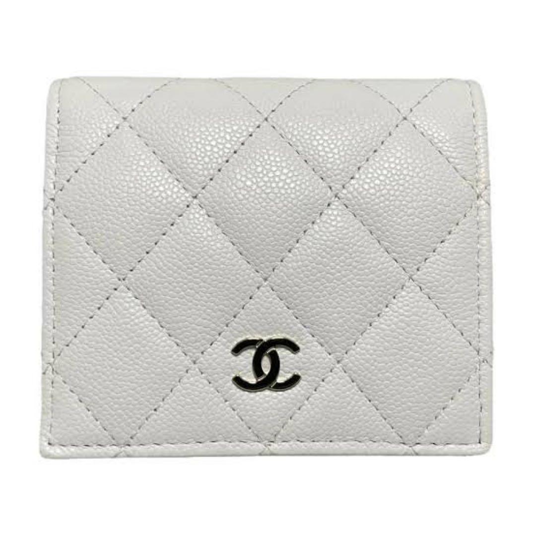 CHANELマトラッセココマーククラシックスモールウォレット二つ折り財布