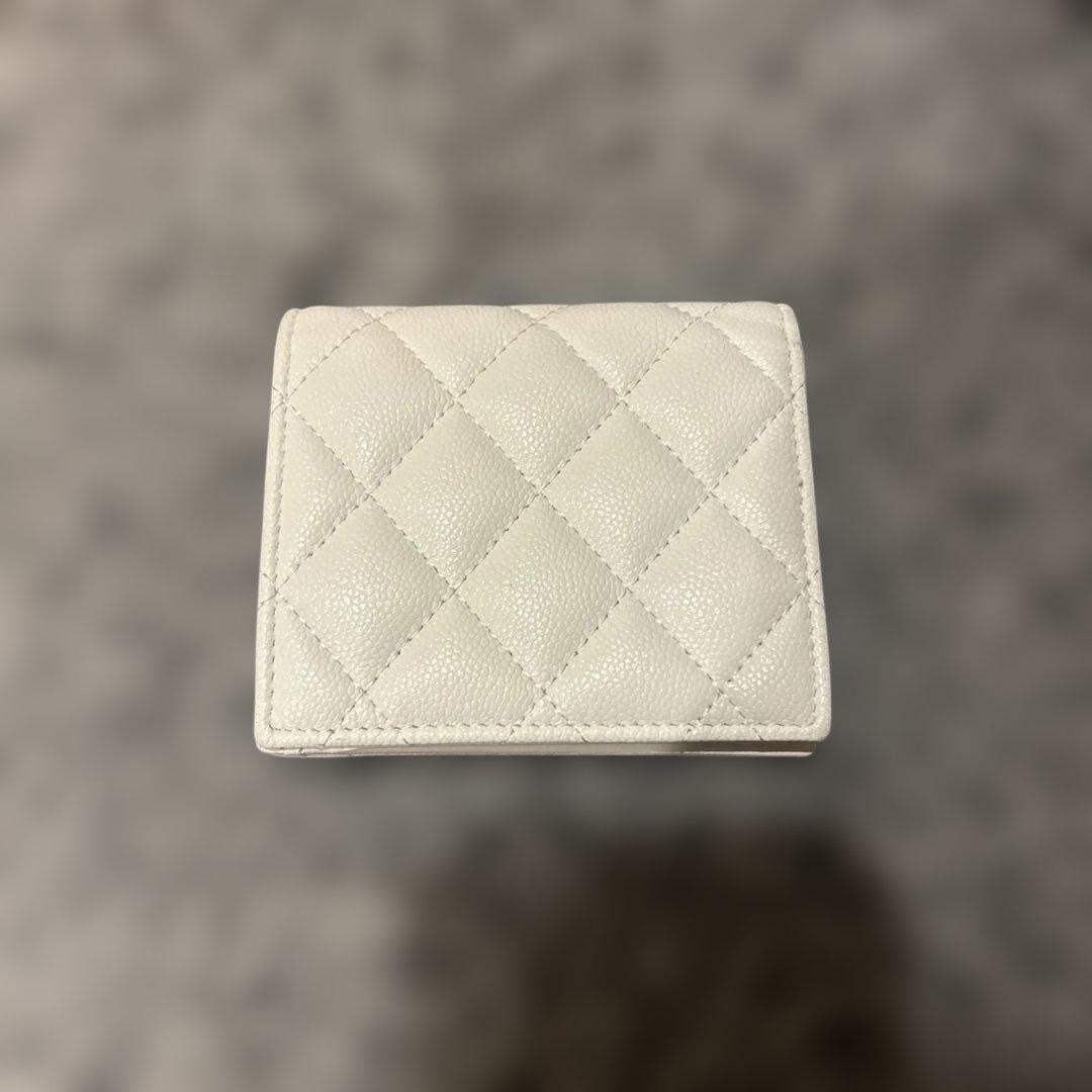 CHANELマトラッセココマーククラシックスモールウォレット二つ折り財布