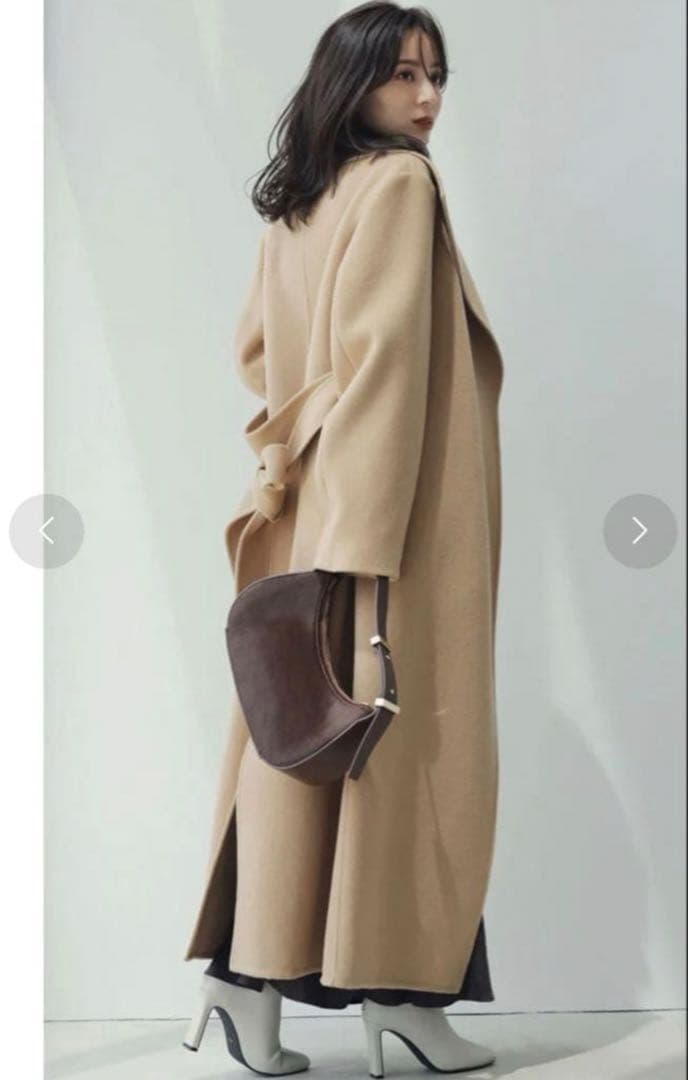 美品　anuans ビッグカラーリバーコート　キャメル Sサイズ