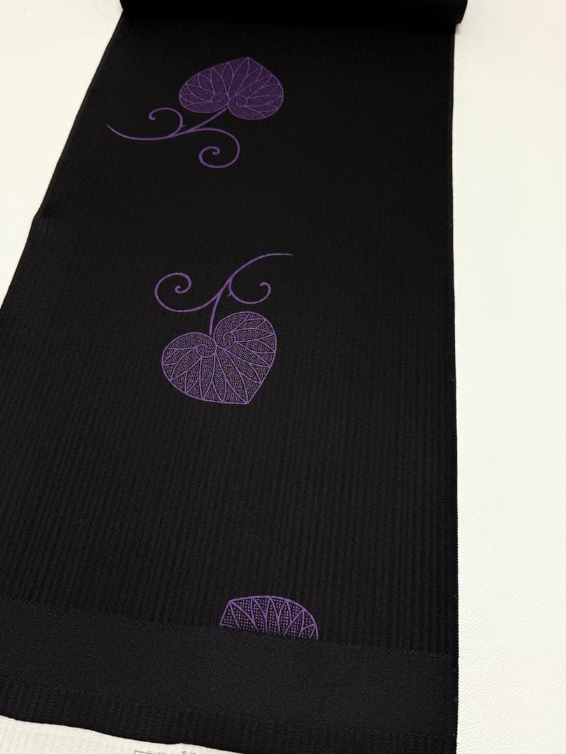 こ*ち様 日本の絹　丹後ちりめん　小紋　葵の葉　飛柄　新品未使用　反物　着物　羽