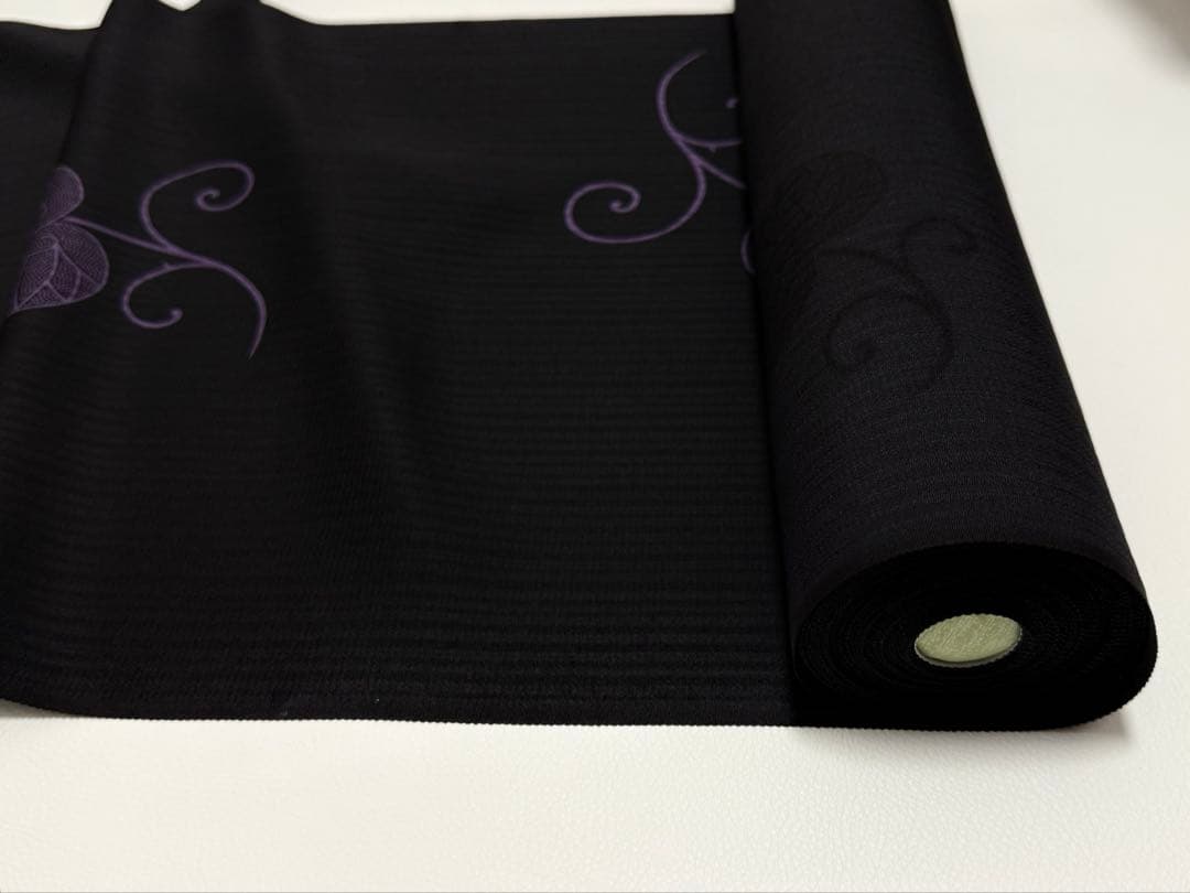 こ*ち様 日本の絹　丹後ちりめん　小紋　葵の葉　飛柄　新品未使用　反物　着物　羽