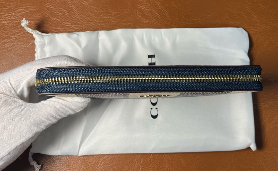 COACH チェック柄 ラウンドファスナー長財布