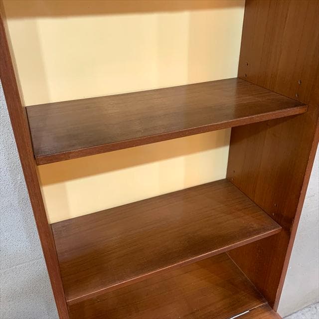 ヴィンテージのチークライティングキャビネット