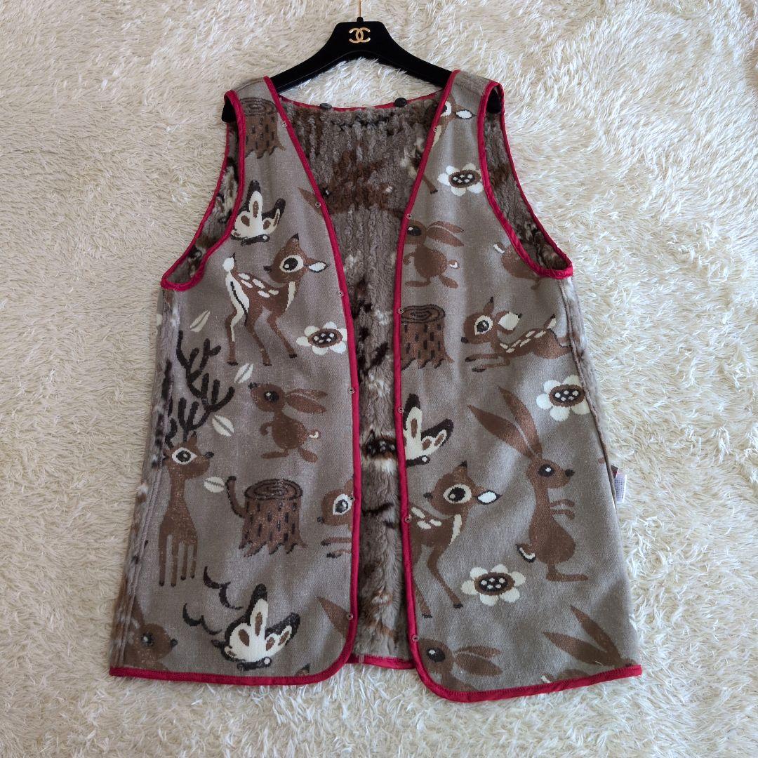 日本製★OLLEBOREBLA　フード付きコート　ぶたさん　ビーズ　バンビ