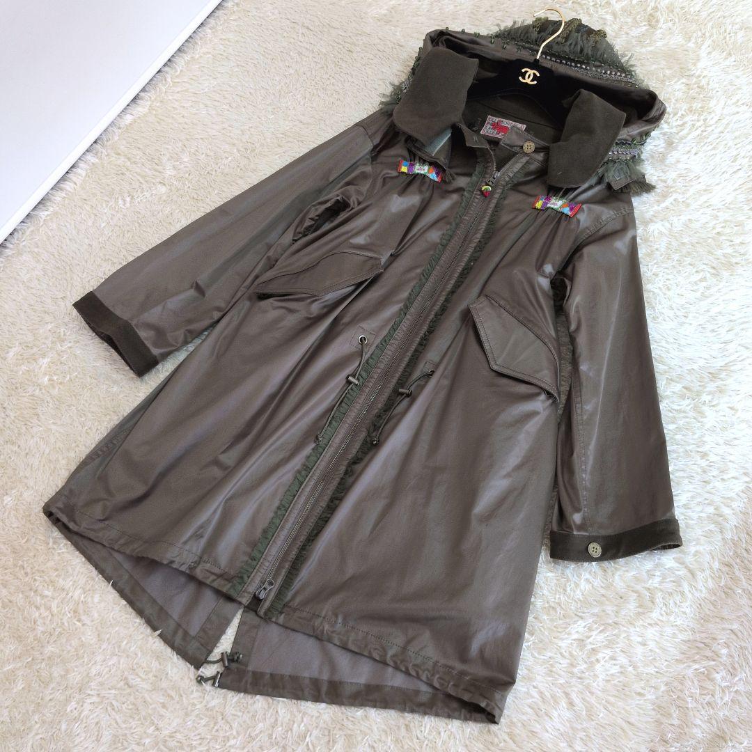 日本製★OLLEBOREBLA　フード付きコート　ぶたさん　ビーズ　バンビ