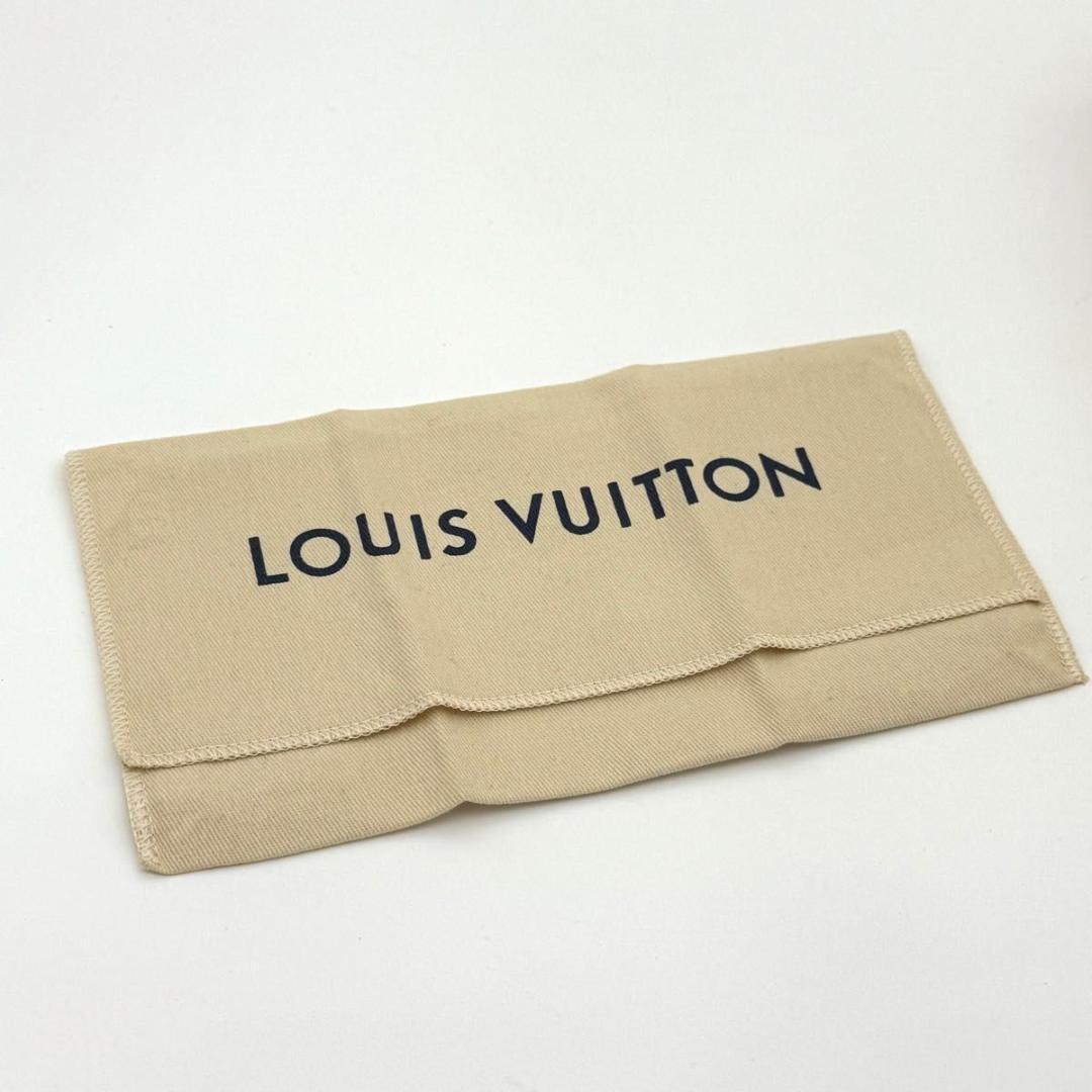 ルイヴィトン【現行　未使用に近い】モノグラム アンプラント ジッピーウォレット