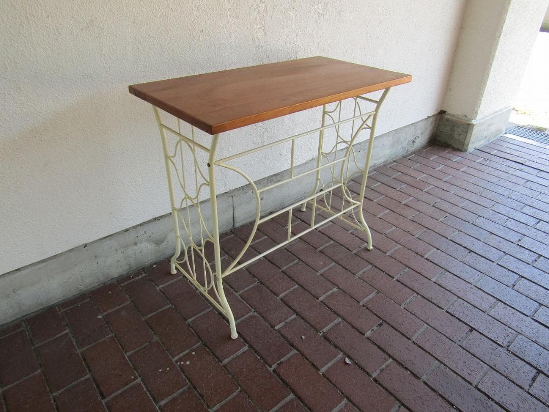 レトロ、アンティーク　アイアンテーブル　作業デスク