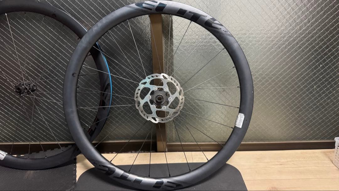 EliteWheels EDGE40D ディスクホイール