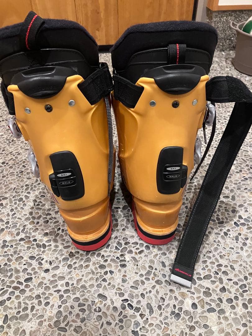 NORDICA スキーブーツ