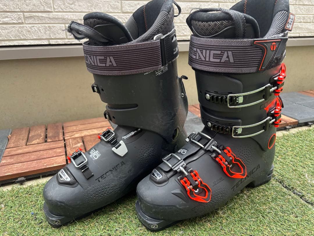 オススメTECNICA スキー ブーツ 28.0、28.5cm 325mm