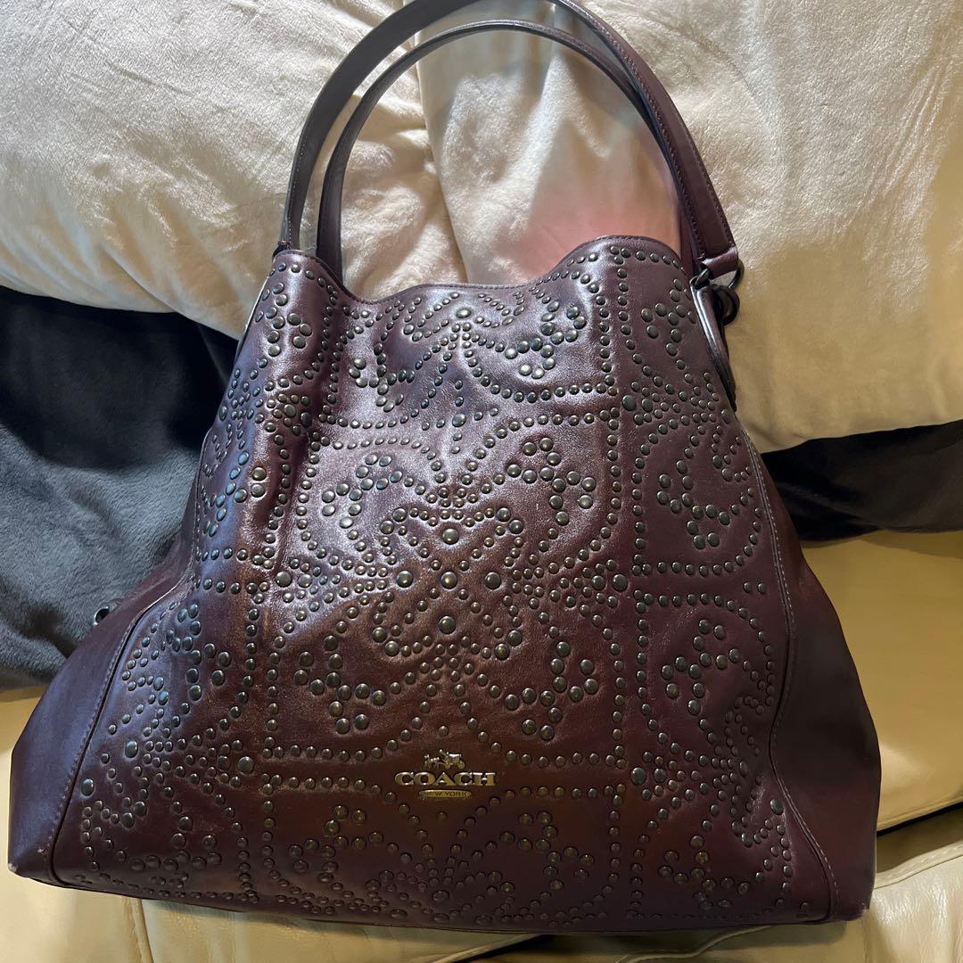 coach ショルダーバック　スタッズ