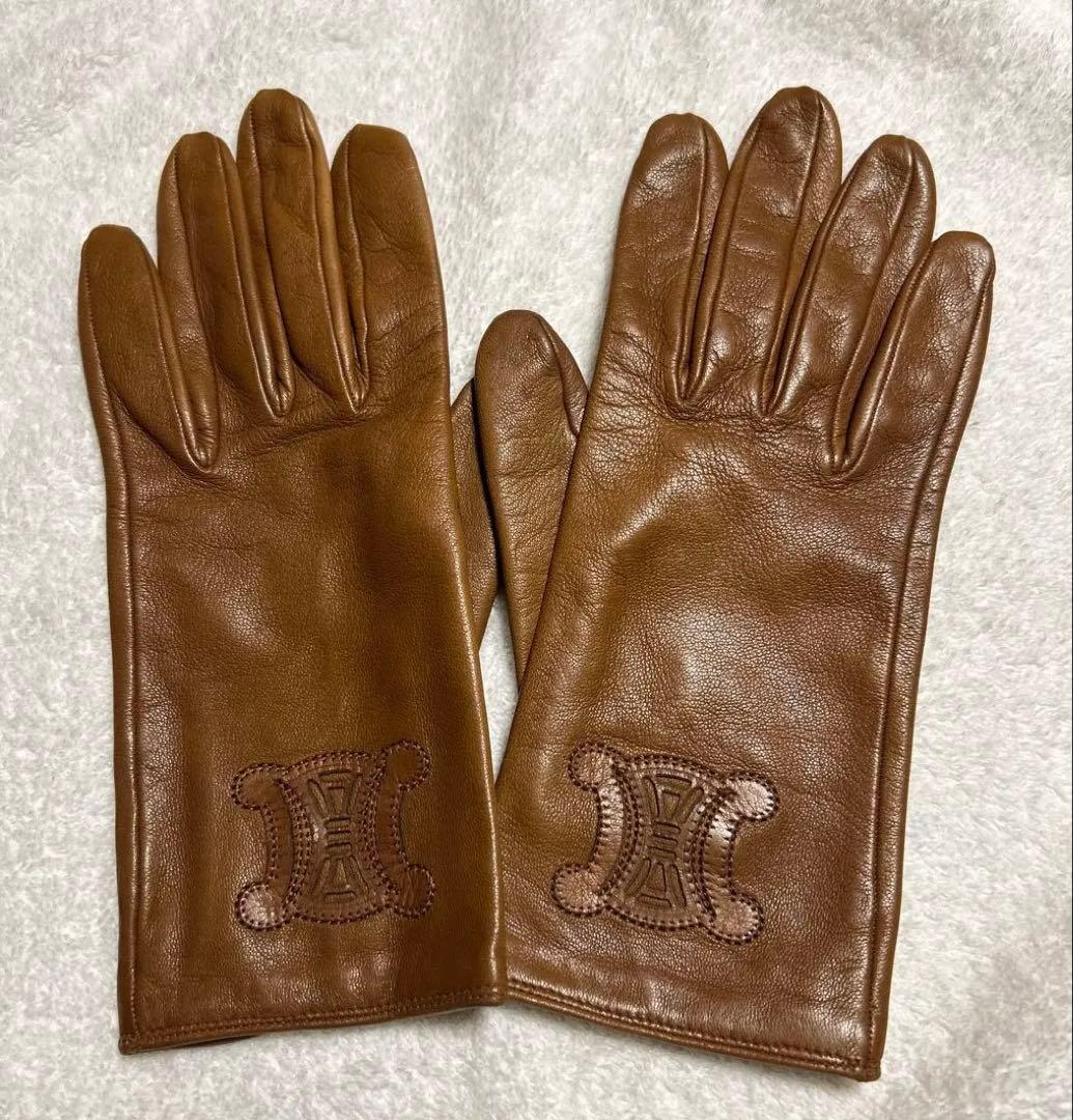 CELINE キュイールアンニュグローブ