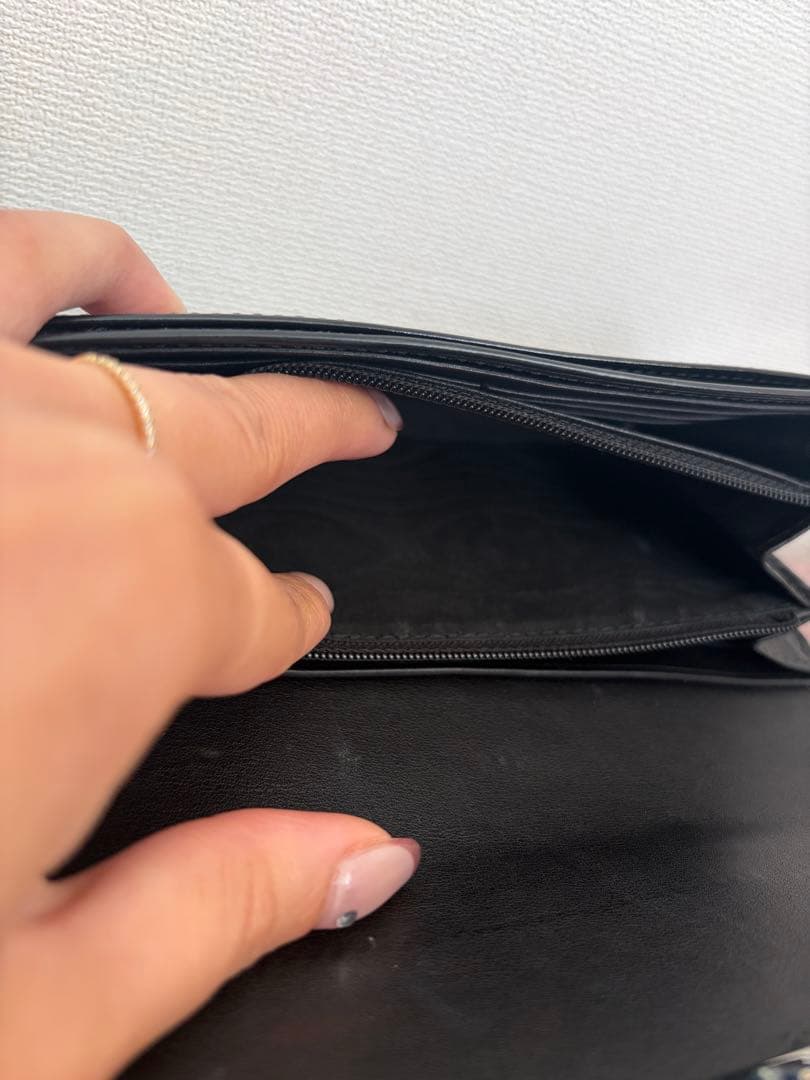 GUCCI ブラック エナメル 長財布