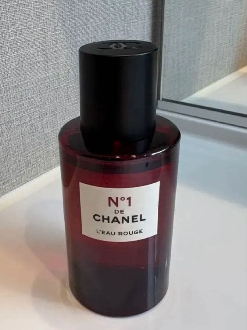 値下げ不可　CHANEL ロー ルージュ N°1 ドゥ シャネル ボディミスト
