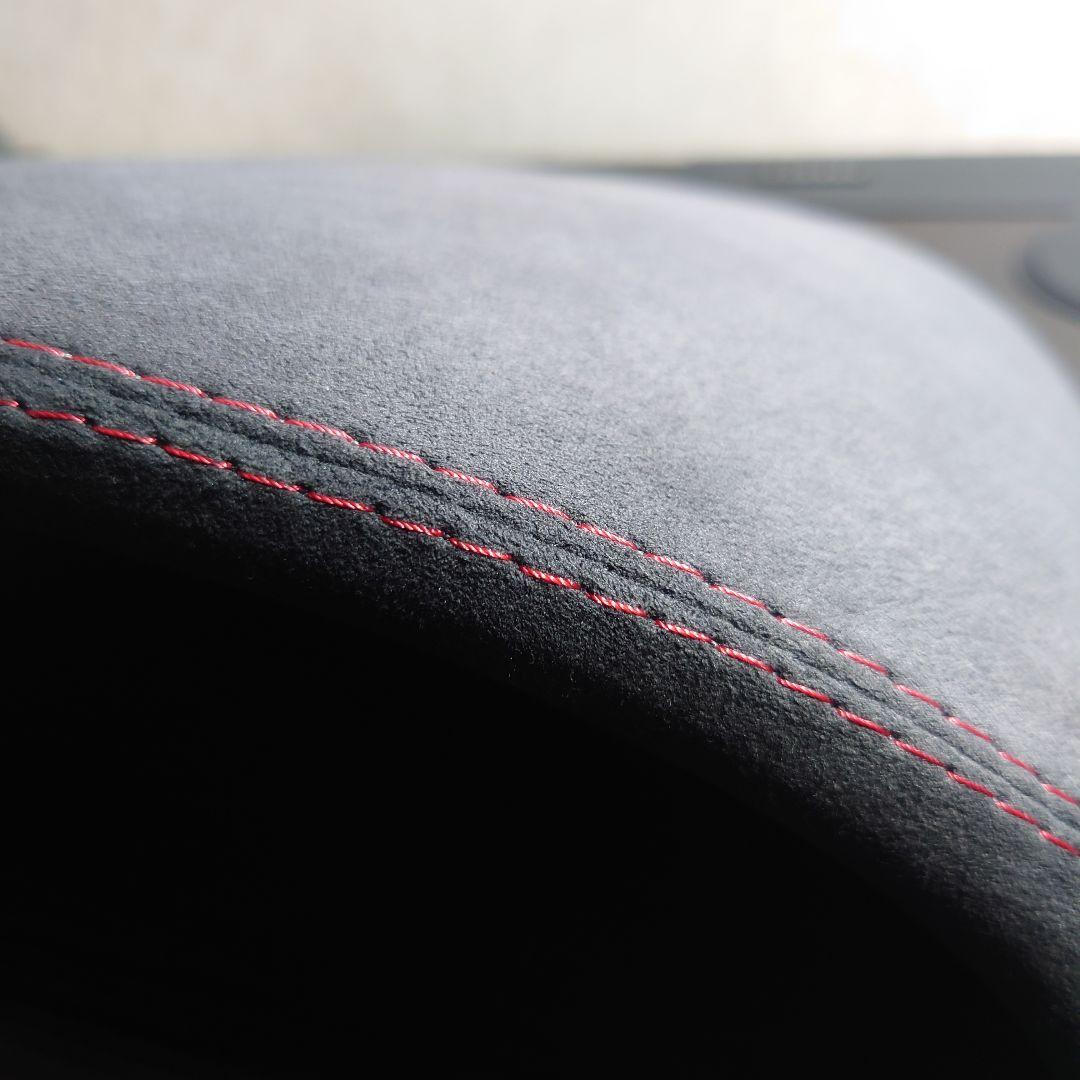 スバル ドライカーボン製 メーターフードカバー 赤ステッチ