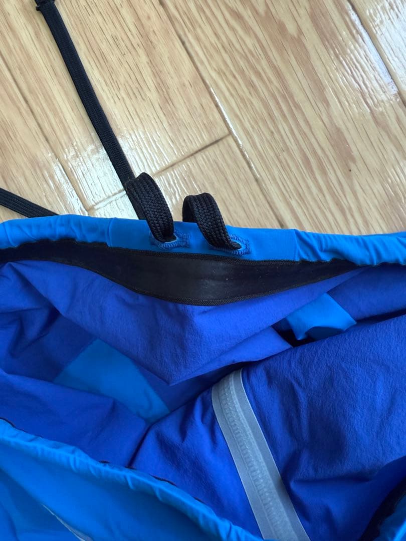 arena 競泳水着　アクアフォース　Mサイズ！