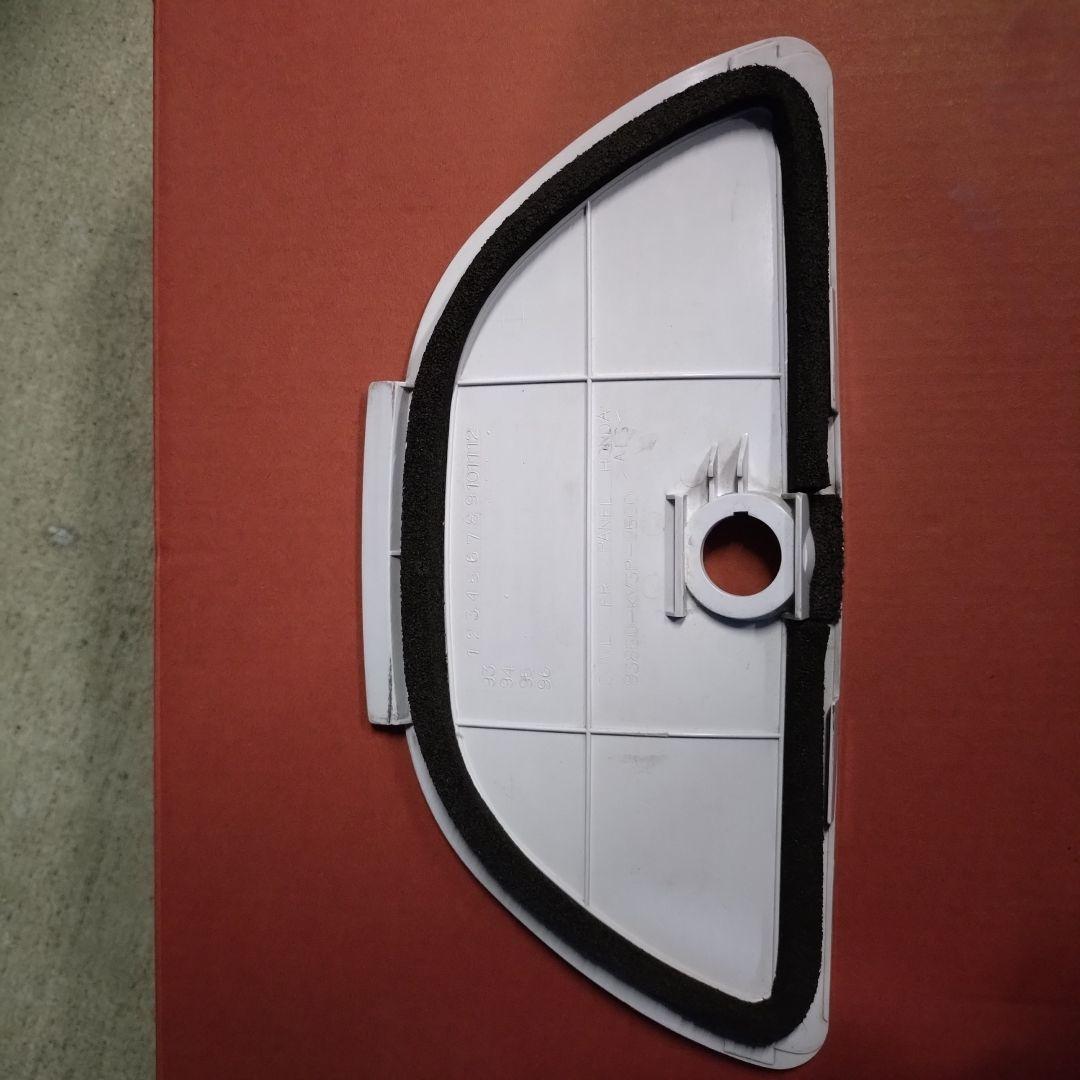 n*o様 ☆MC28　NSR250 SP 純正カウルの蓋☆