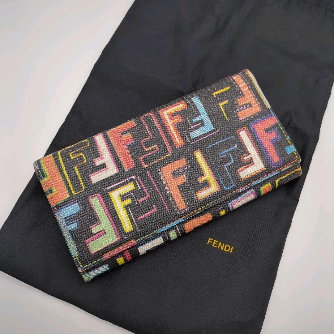 【人気モデル・美品】フェンディ☆ズッカ 長財布 二つ折り PVC マルチカラー