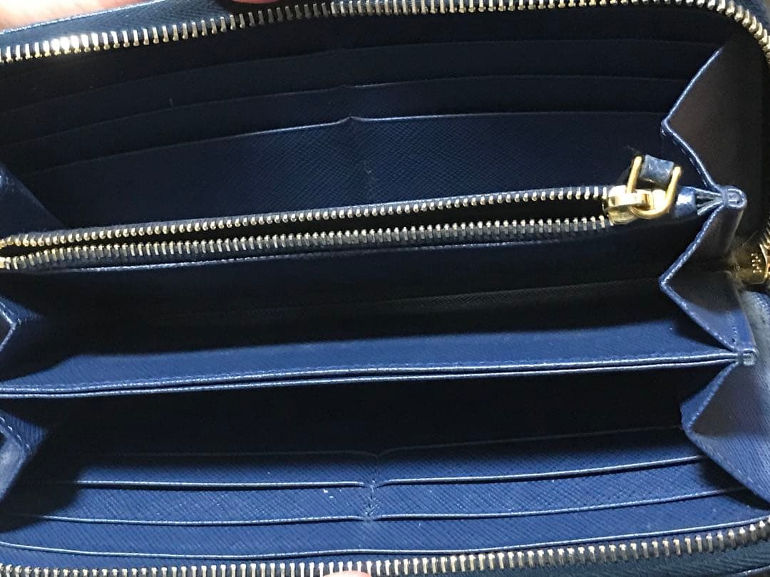 PRADA サフィアーノレザー 長財布 ブルー