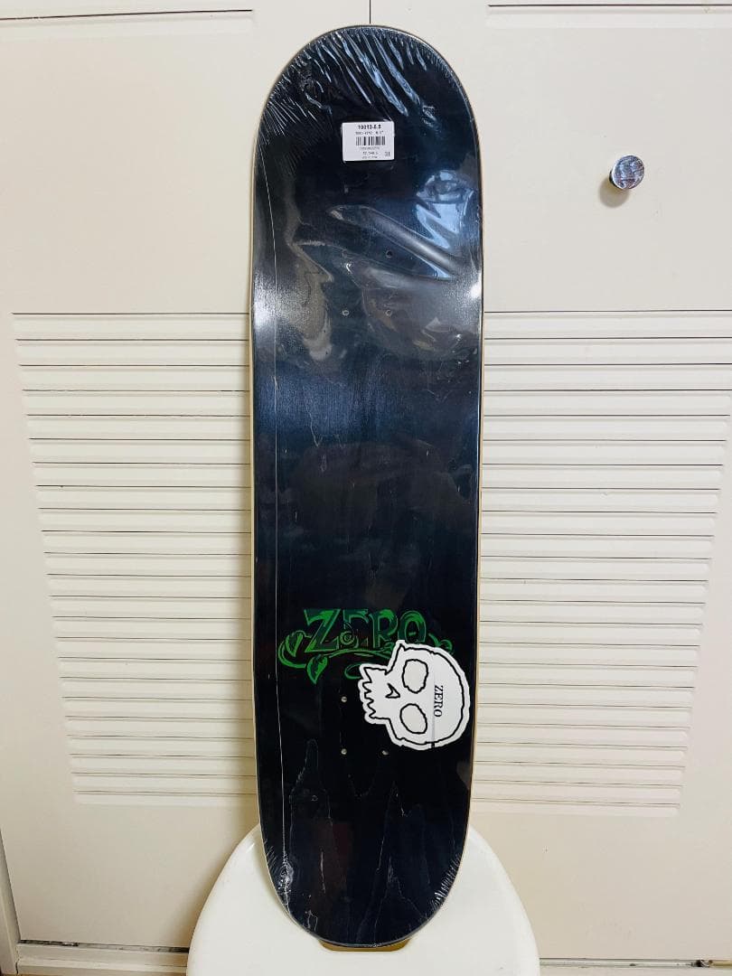台湾製無地黒デッキテープ付き　ZERO ゼロ スケートボード8.5デッキ