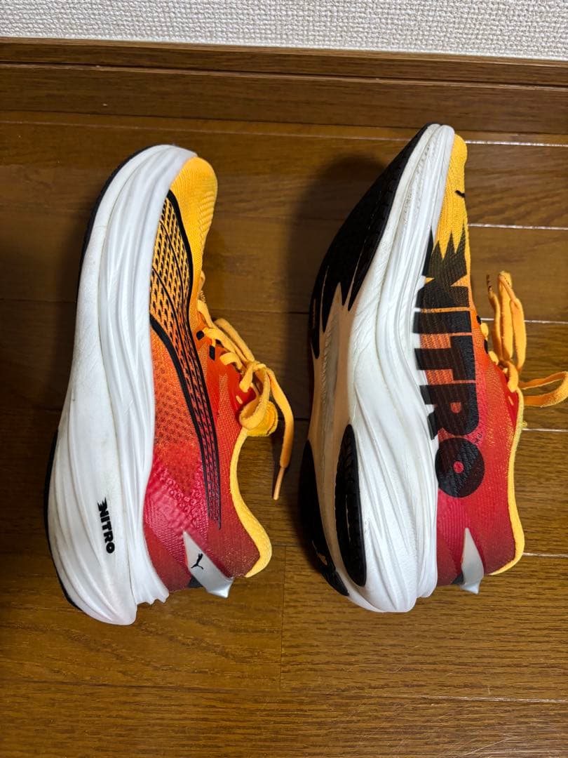 PUMA ディヴィエイトニトロ３ランニングシューズ オレンジ 25.0㎝