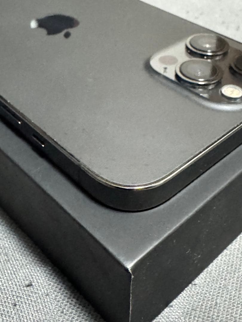 iPhone 12 Pro Max 128 GB グラファイト