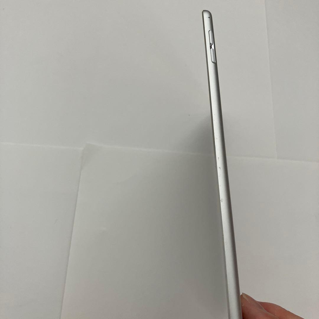 お*ん様 【アップル　Apple 】iPad mini 4 本体のみ 32GB