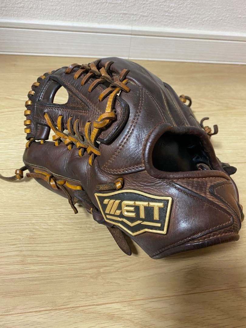 【ゼット】美品！ZETT軟式用グローブ　左用