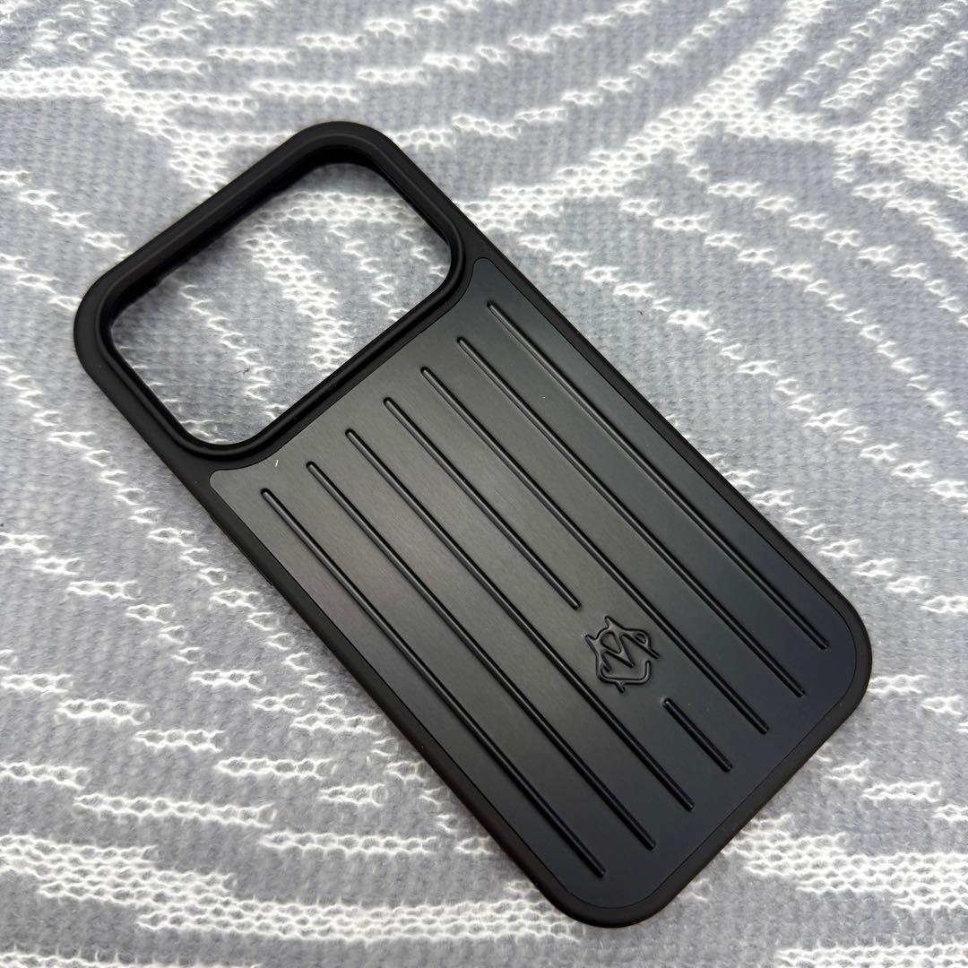 新品/未使用 RIMOWA リモワ iPhone17pro ケースブラック