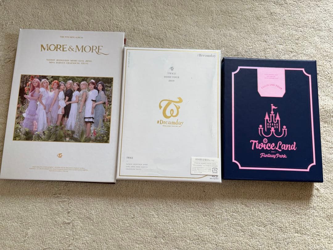 TWICE アルバム＆ライブDVD＆トレカなどまとめ売り 引退品