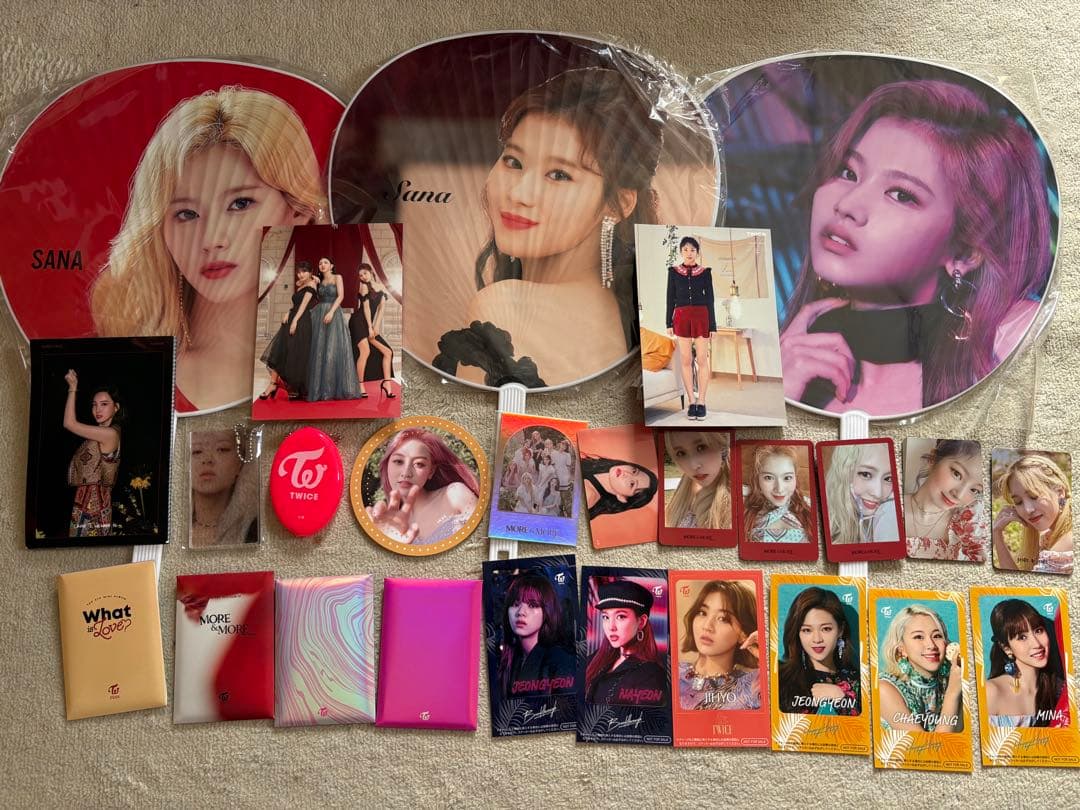 TWICE アルバム＆ライブDVD＆トレカなどまとめ売り 引退品