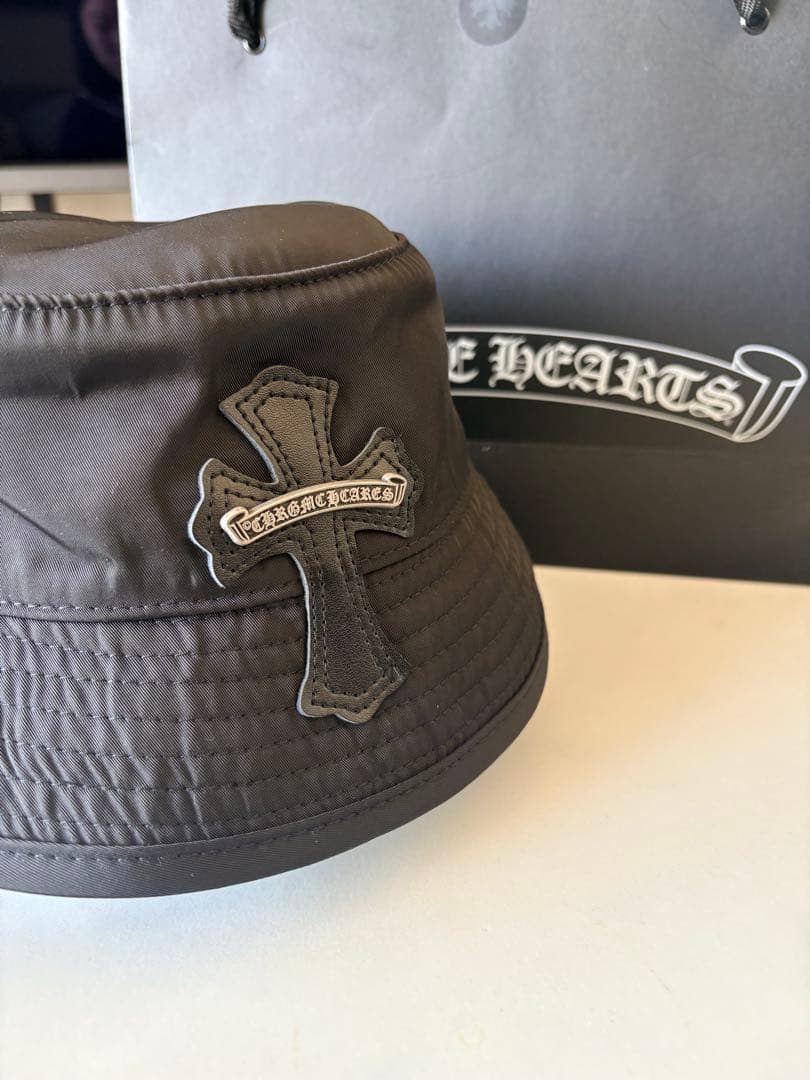 CHROME HEARTS （クロムハーツ） レザークロスパッチ バケットハット